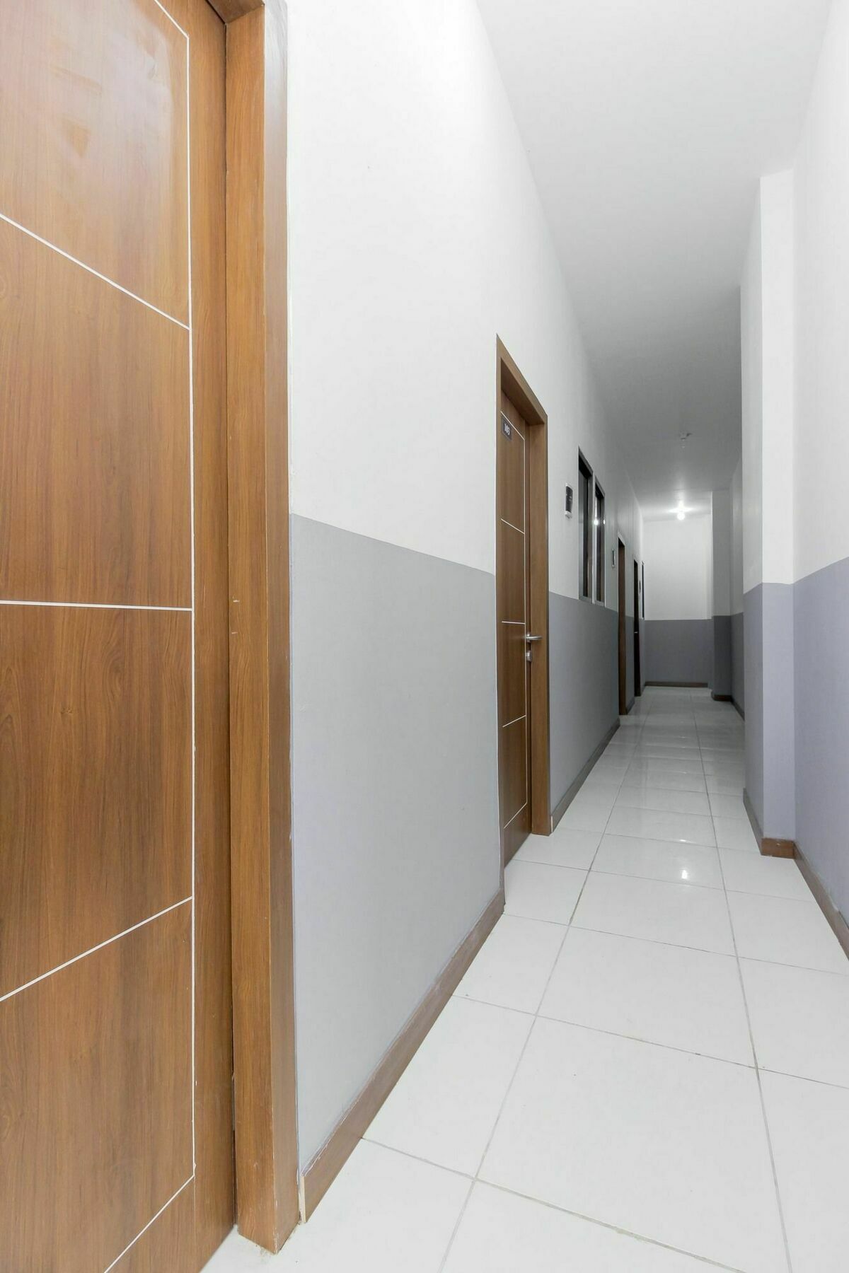 Super Oyo 90422 Mall Of Indonesia Jakarta Exterior foto